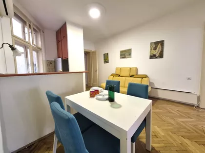 Trg Nikole Pašića | 4zida.rs