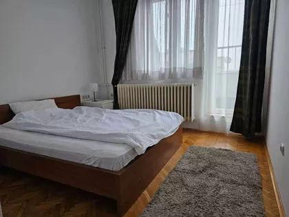 Skupština | 4zida.rs