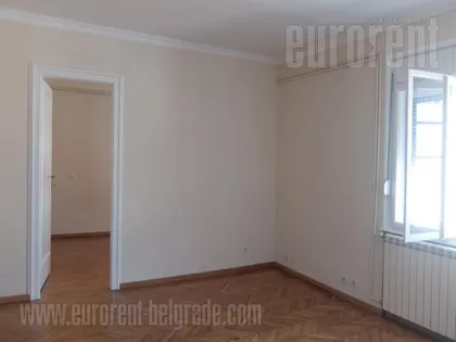 KNEZ MIHAILOVA | 4zida.rs