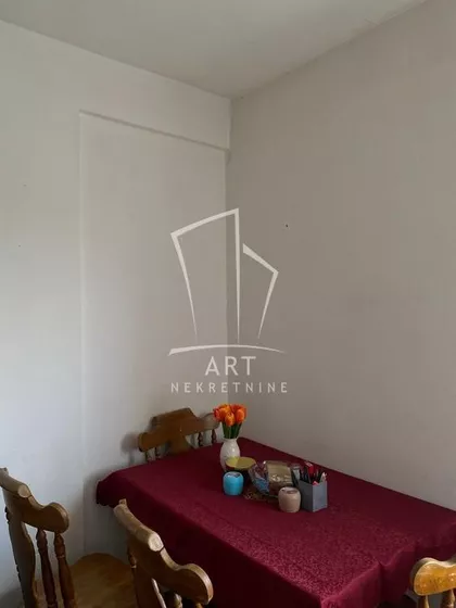 Koste Josipovića | 4zida.rs