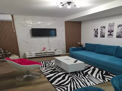 Lovćenska 8 | 4zida.rs