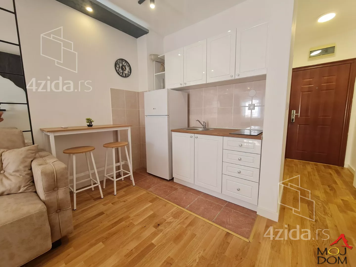 Garsonjera | 4zida
