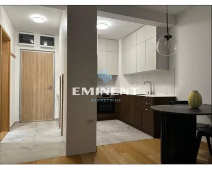 Šumadijska | 4zida.rs