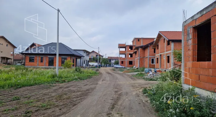 Građevinsko zemljište | 4zida