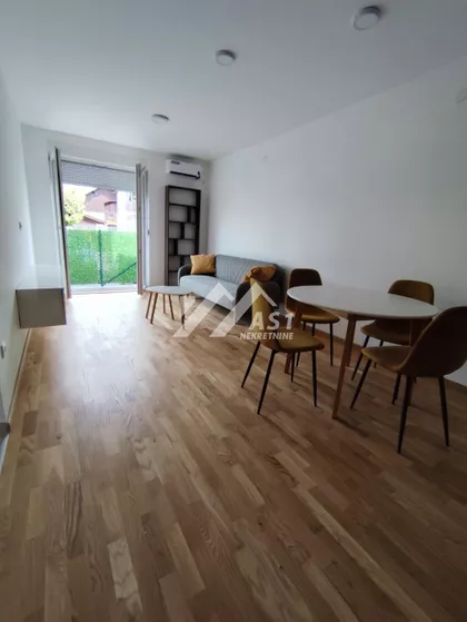 Povrtarska | 4zida.rs