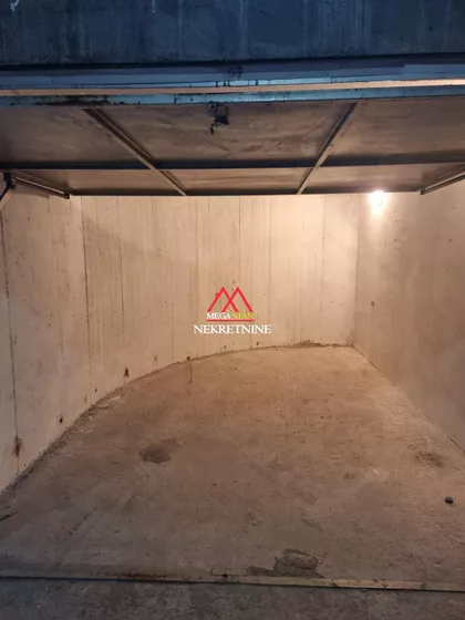 Gundulićeva | 4zida.rs