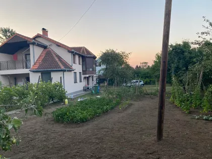 Gornjomilanovačka | 4zida.rs