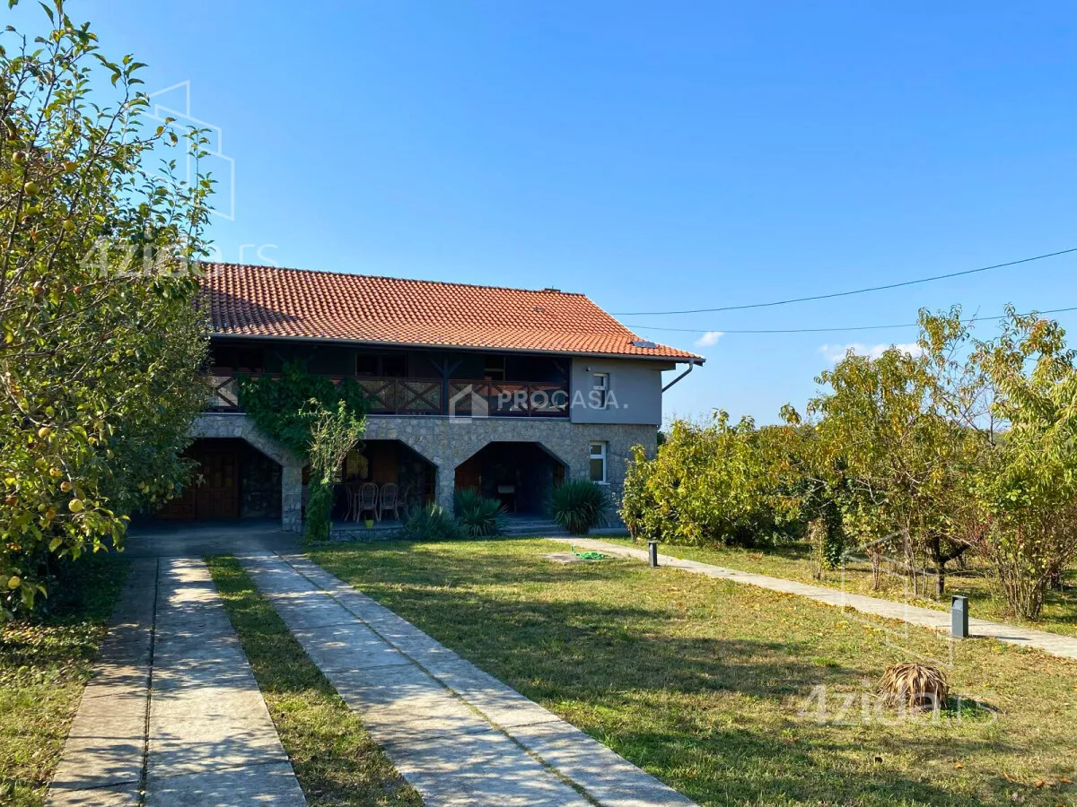 Kuća | 4zida