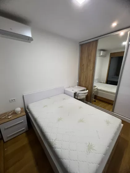 Tadije Sondermajera | 4zida.rs