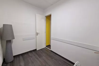 Narodnih Heroja | 4zida.rs