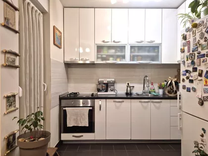 Prvomajska | 4zida.rs