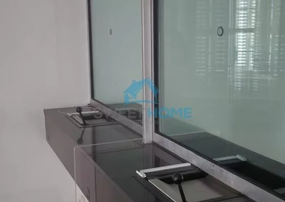 Poslovna zgrada | 4zida