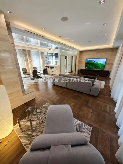 Velislava Vujovica | 4zida.rs