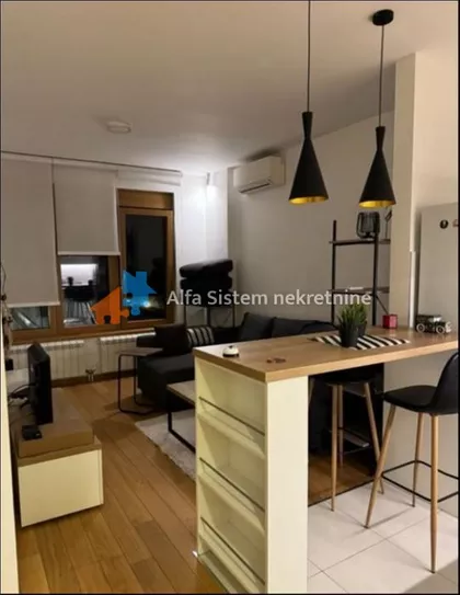 Južni Bulevar | 4zida.rs