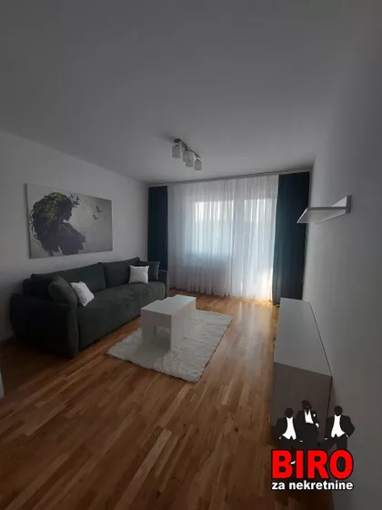 Petrovaradin | 4zida.rs