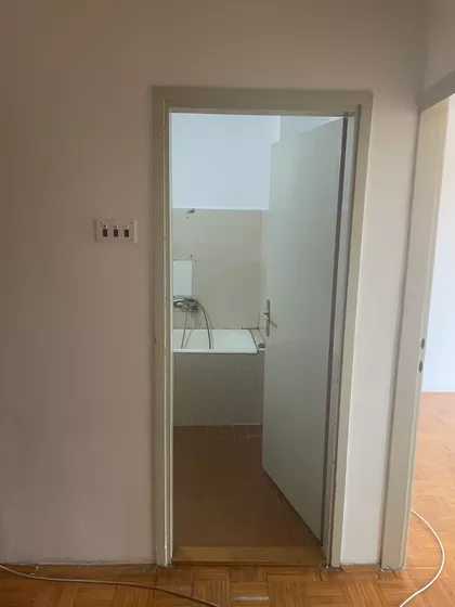 Kolonija | 4zida.rs