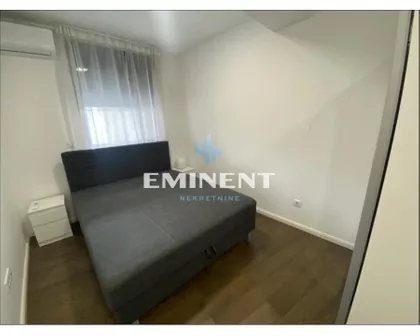 Gospodara Vučića | 4zida.rs