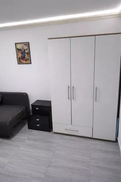 Sazonova 48 | 4zida.rs