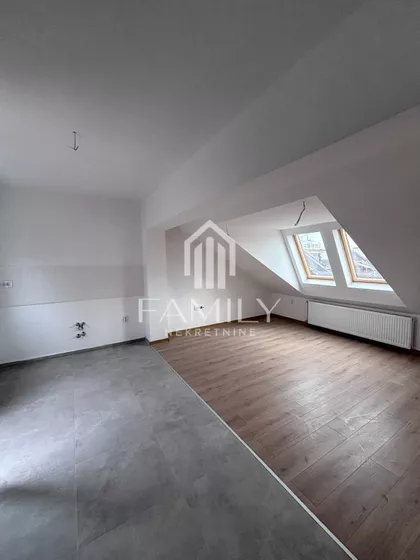 Bate Brkića | 4zida.rs