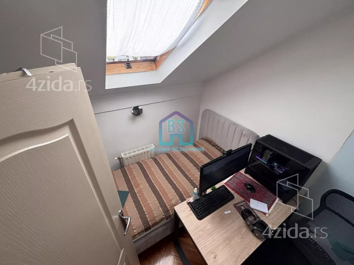 Troiposoban stan | 4zida