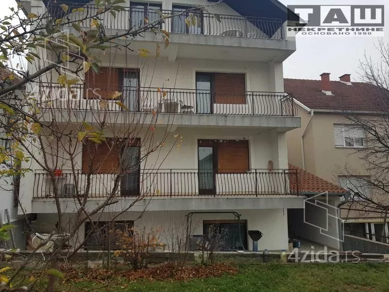 Kuća | 4zida