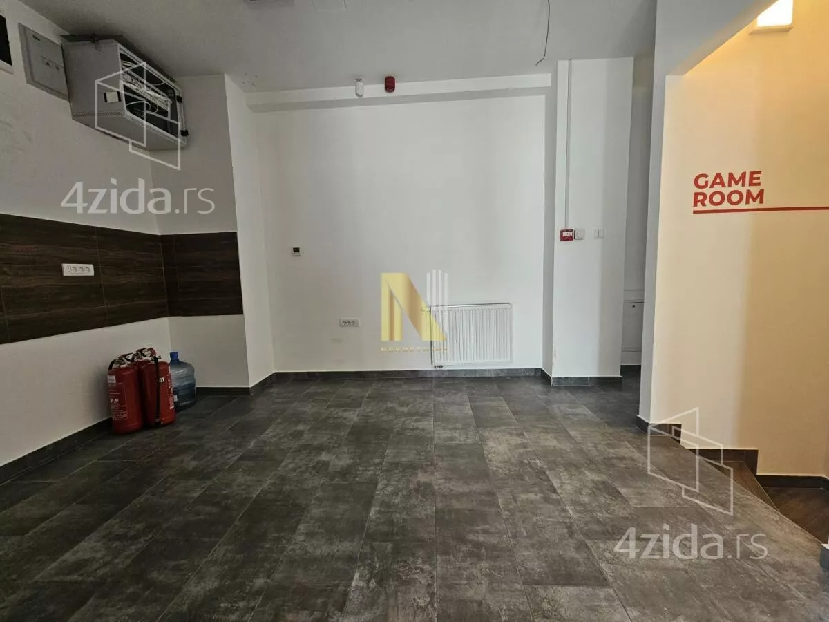 Poslovni prostor | 4zida