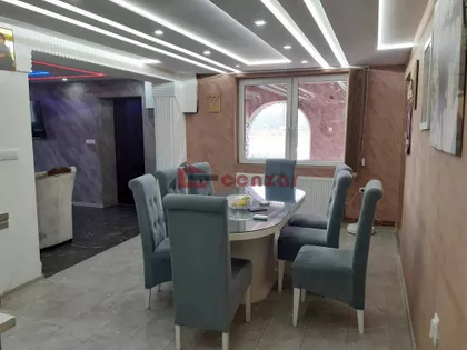 Makova Sedmica | 4zida.rs