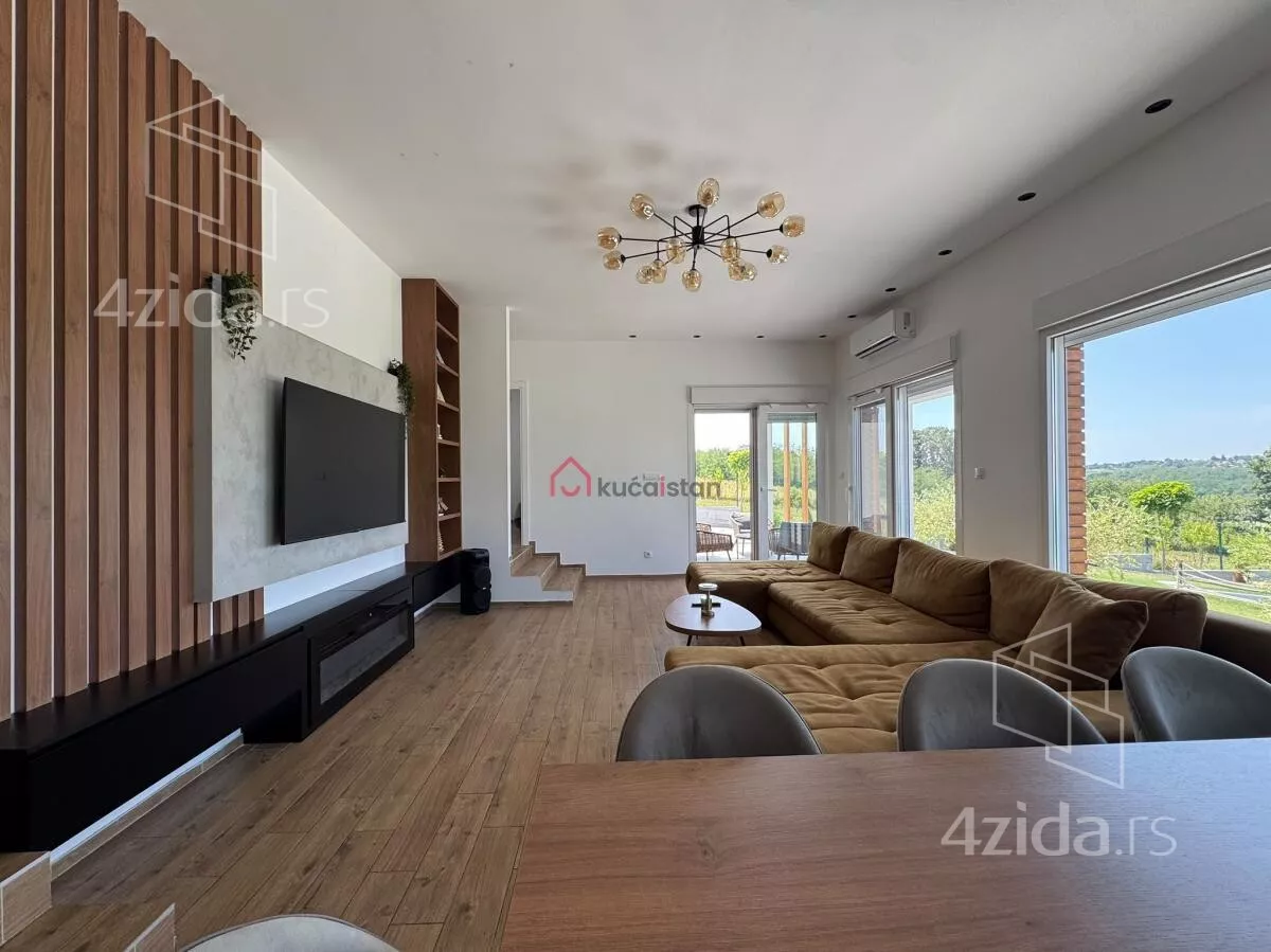 Kuća | 4zida