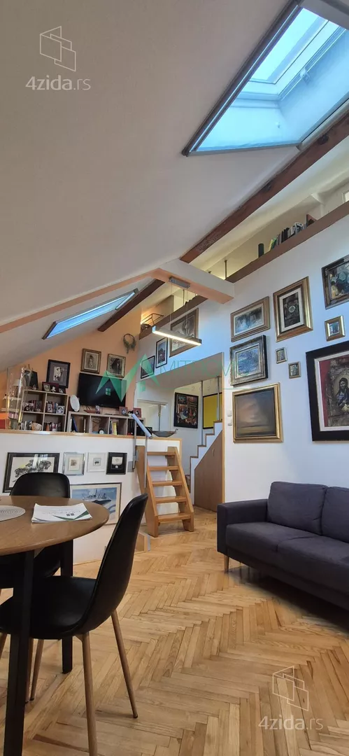 Troiposoban stan | 4zida