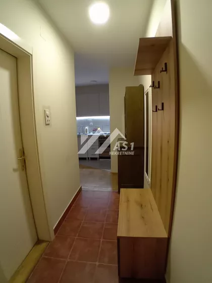 Bulevar Cara Lazara | 4zida.rs