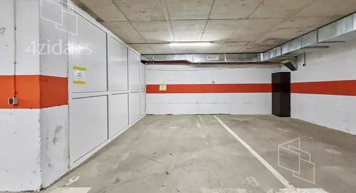 Garaža/Parking | 4zida