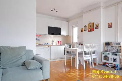 Nebojšina | 4zida.rs