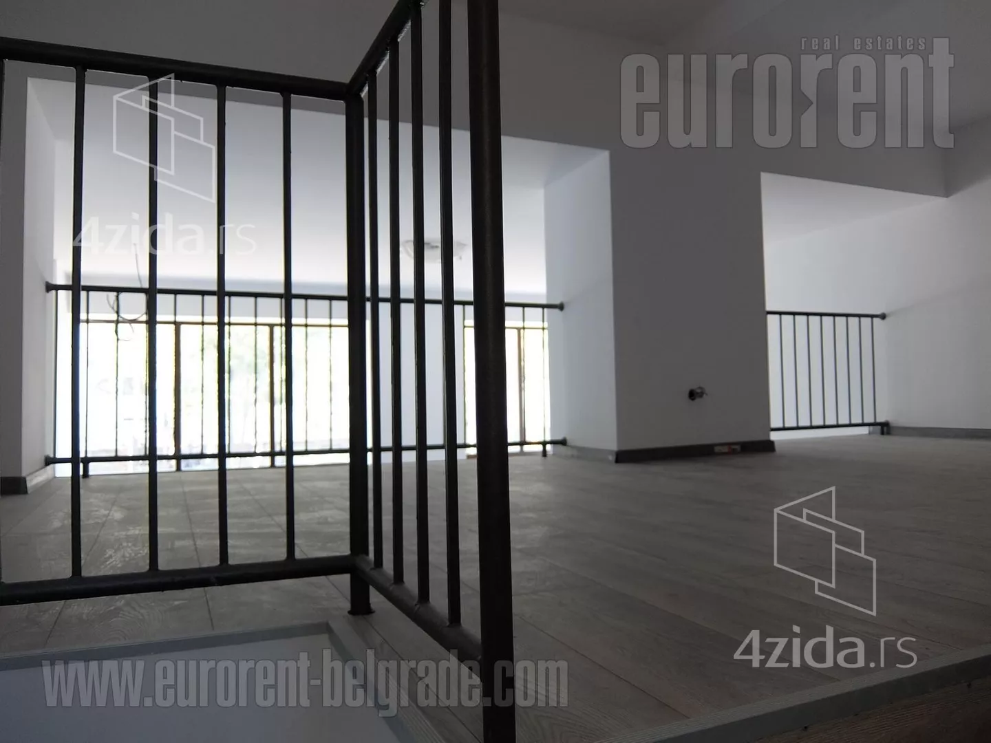 Lokal | 4zida