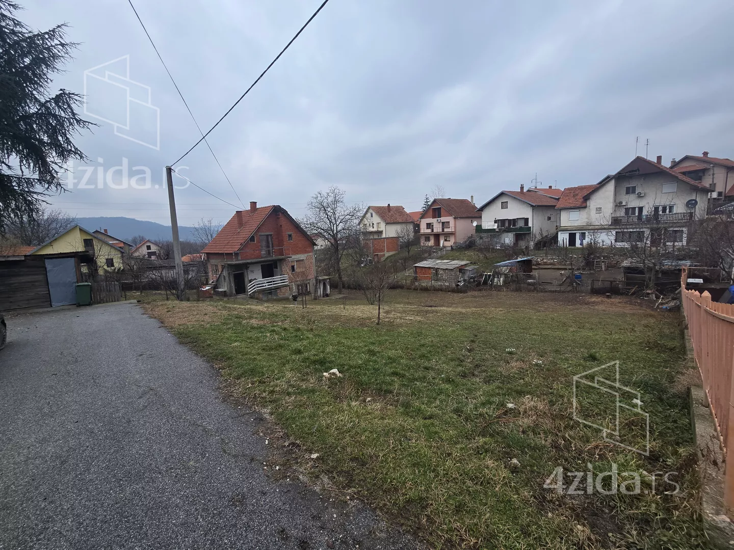 Građevinsko zemljište | 4zida