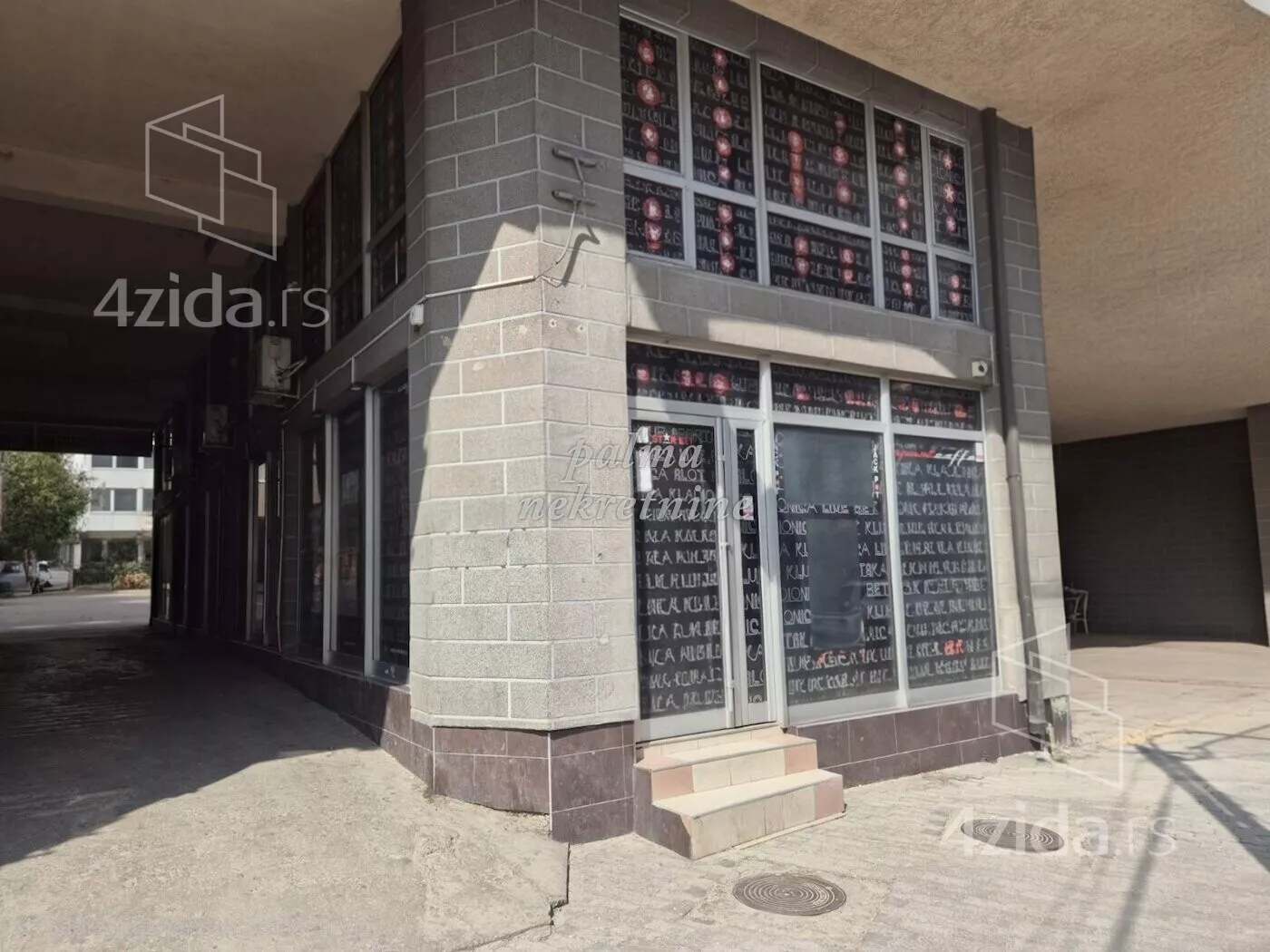 Poslovni prostor | 4zida