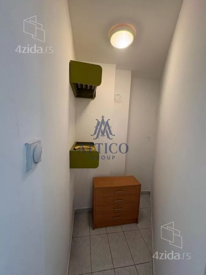 Garsonjera | 4zida