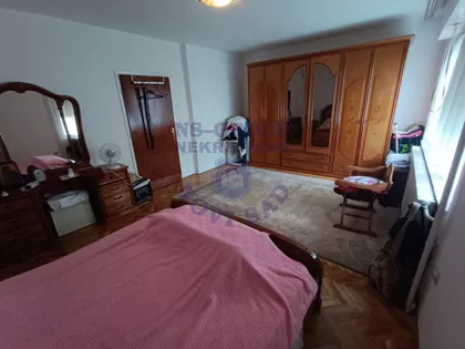 Sremska Kamenica | 4zida.rs