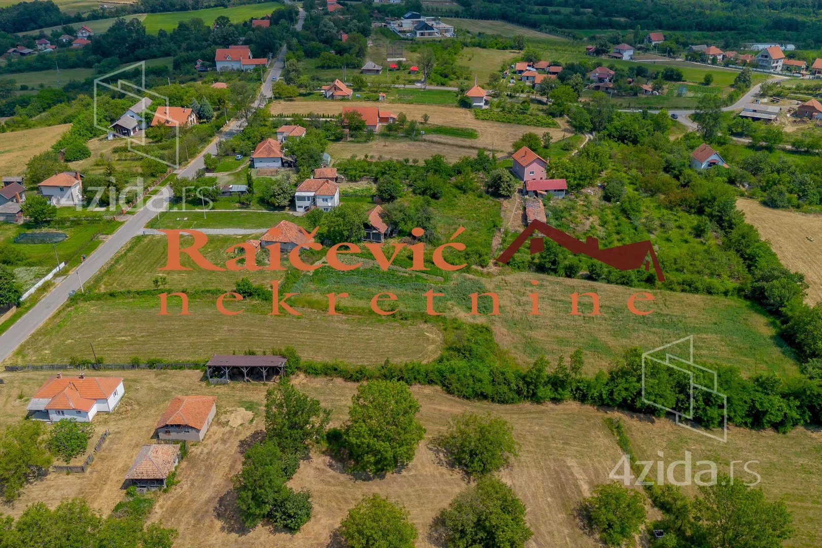 Plac | 4zida