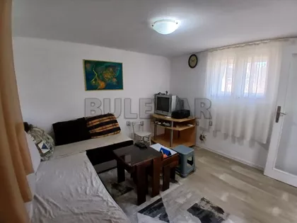 Pasi poljana | 4zida.rs
