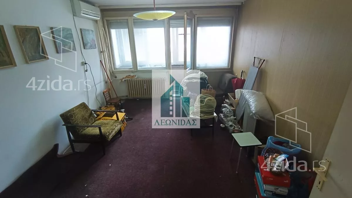 Troiposoban stan | 4zida