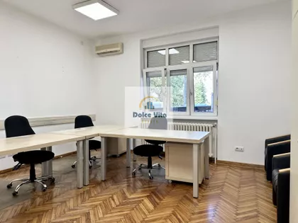 Džordža Vašingtona | 4zida.rs