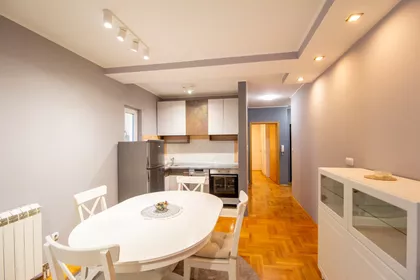 Hram Svetog Save | 4zida.rs