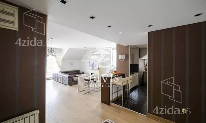 Petosoban stan | 4zida