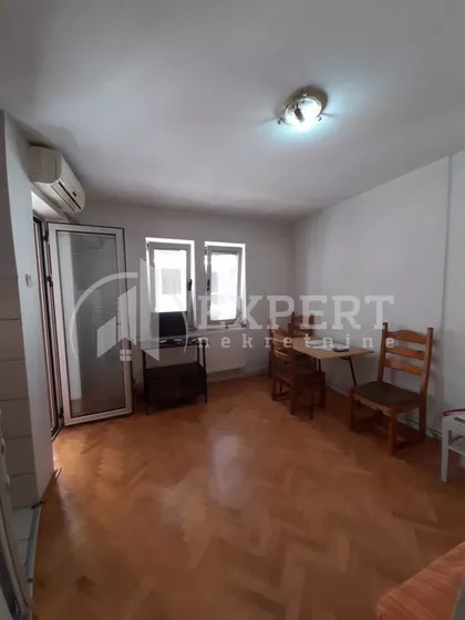 Marije Bursać | 4zida.rs