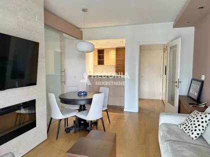 Omladinskih brigada | 4zida.rs