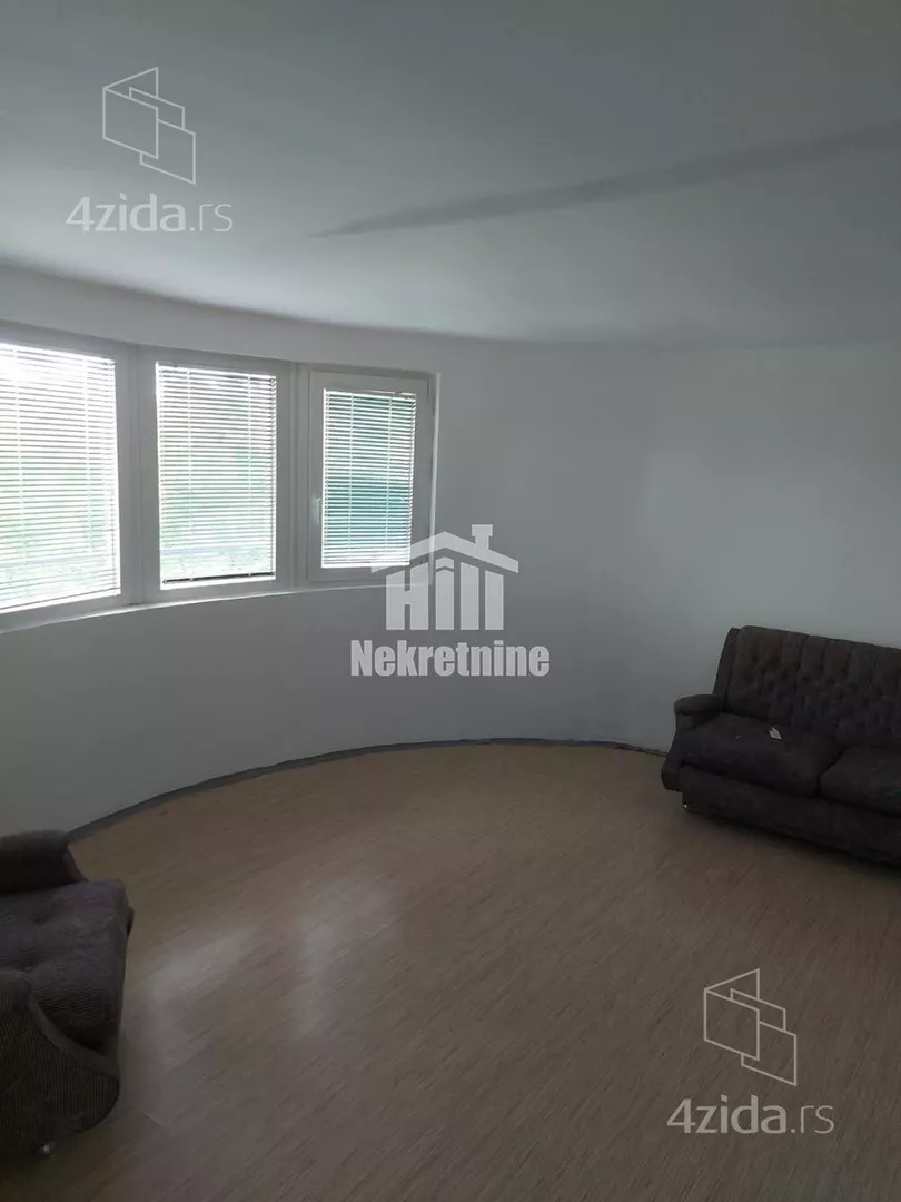 5-etažna kuća | 4zida