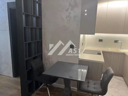 Vojvode Mišića | 4zida.rs