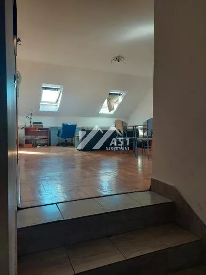 Skerlićeva | 4zida.rs