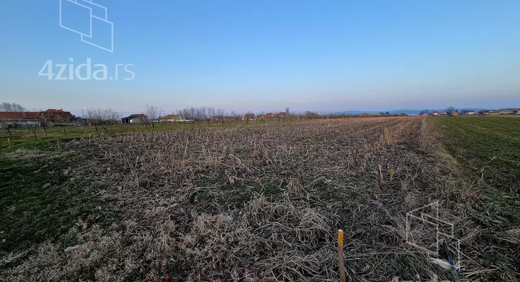 Građevinsko zemljište | 4zida