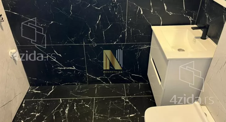 Četvoroiposoban stan | 4zida